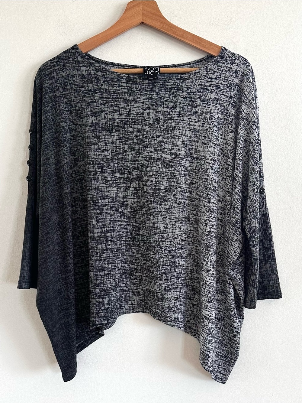 Clara Sunwoo Boxy oversized ombré soft stretchy jersey knit gray Lagenlook top